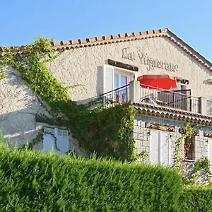 https://la-vigneraie.fr-provencehotel.com
