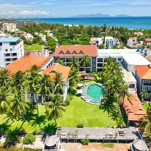 Resort River & Residences ****